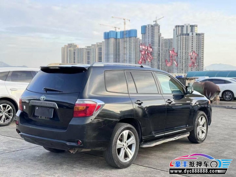 12年丰田汉兰达轿车抵押车出售