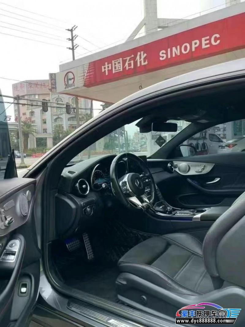 22年奔驰C级AMG轿车抵押车出售