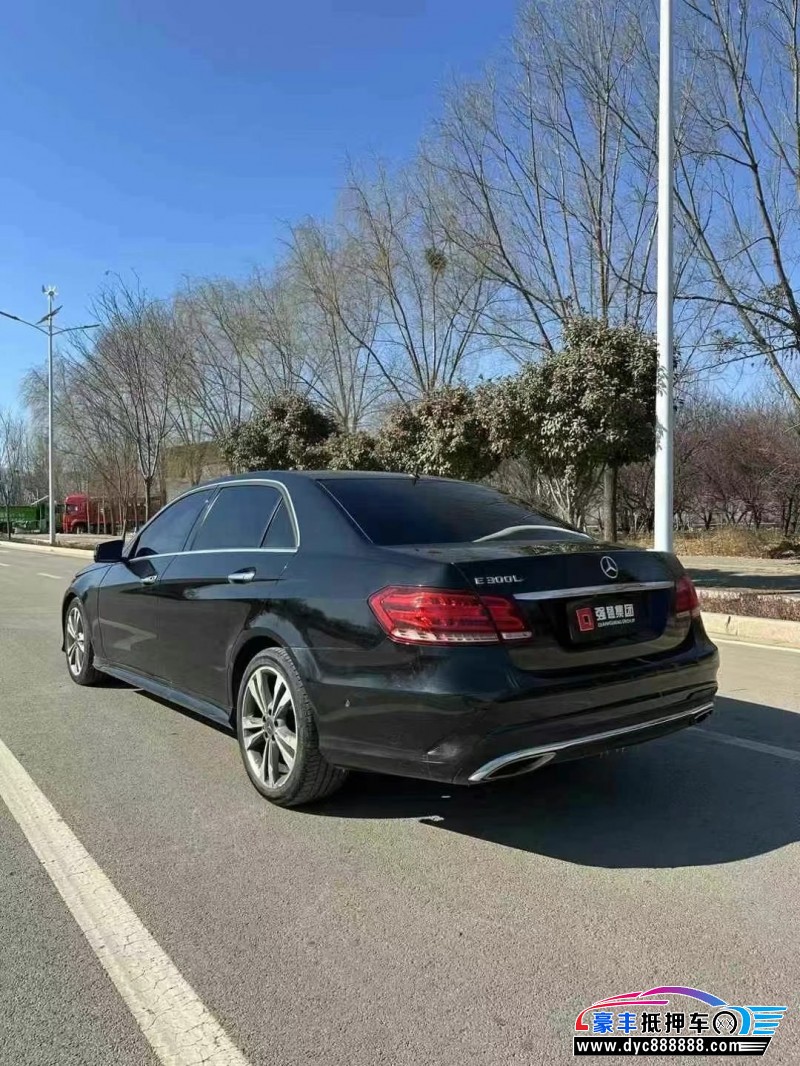 16年奔驰E轿车抵押车出售