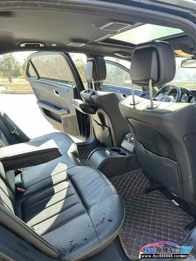 16年奔驰E轿车抵押车出售