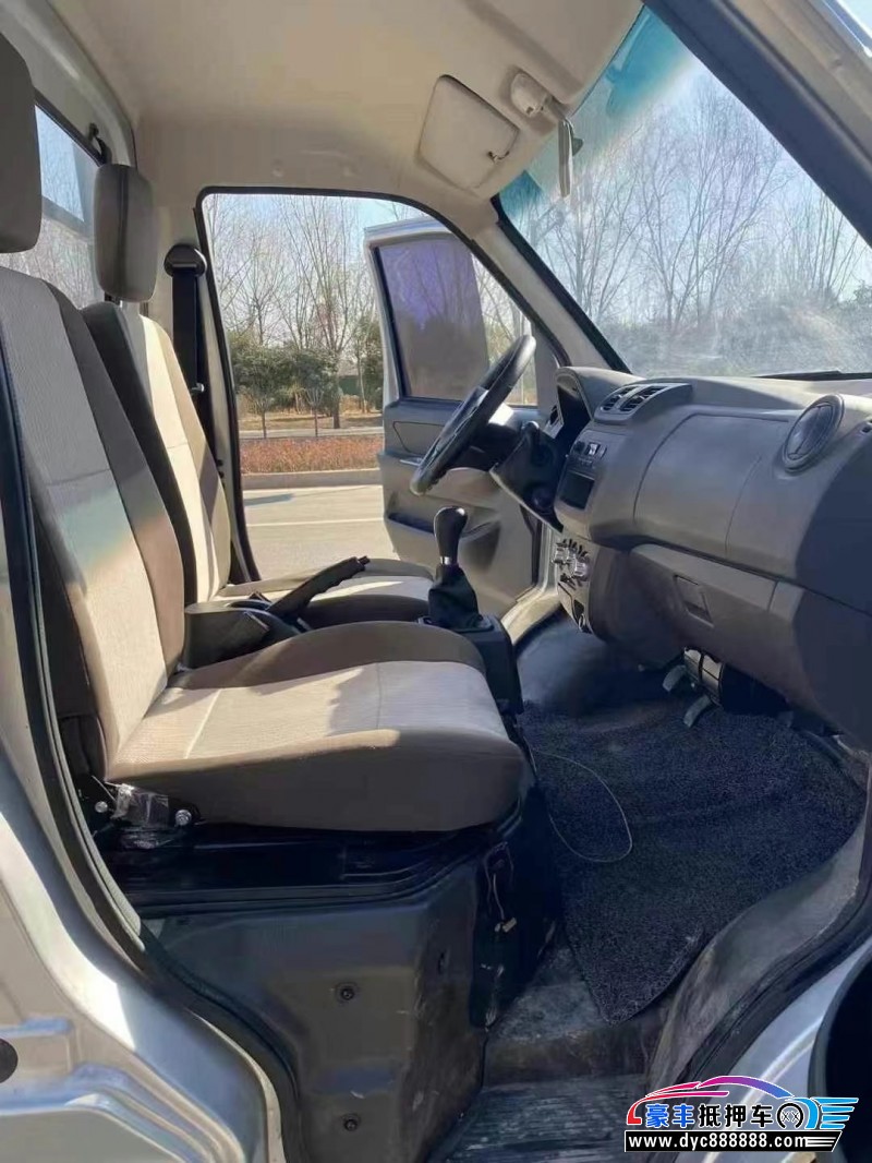 23年东风小康C31轿车抵押车出售