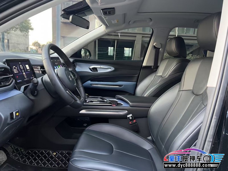 24年奔腾T90轿车抵押车出售