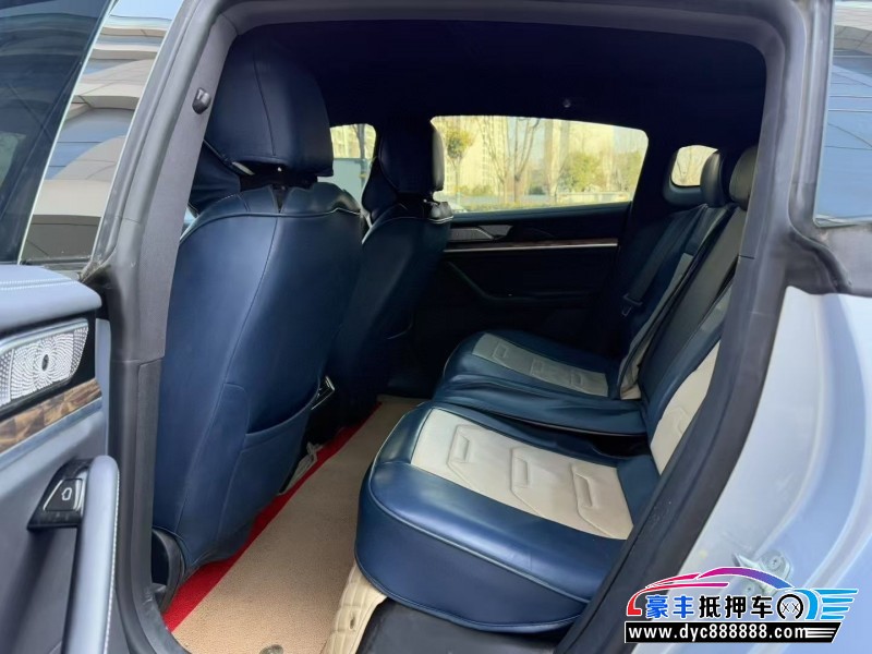 24年哪吒S轿车抵押车出售