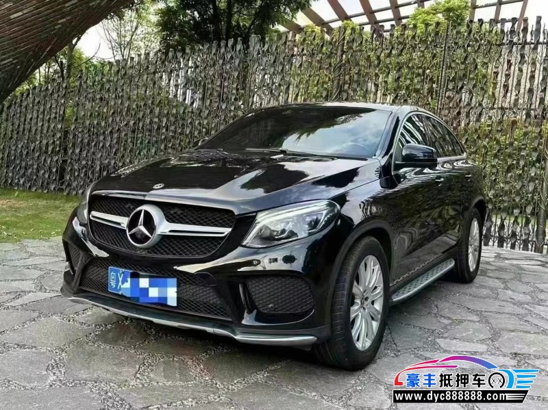 19年奔驰GLE轿车抵押车出售