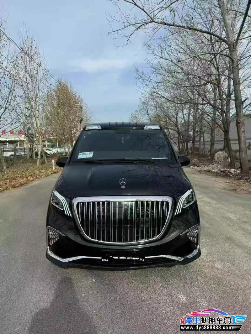 24年奔驰威霆轿车抵押车出售