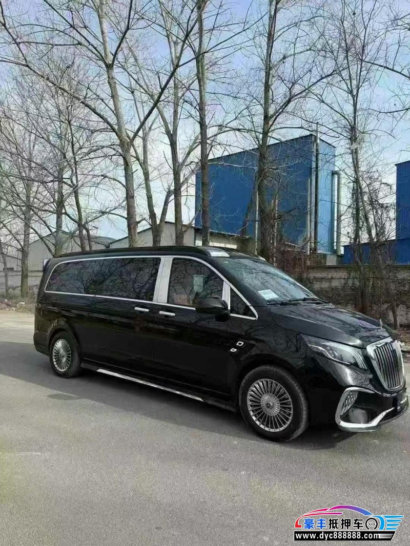 24年奔驰威霆轿车抵押车出售