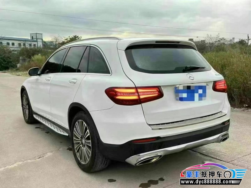 17年奔驰GLC轿车抵押车出售