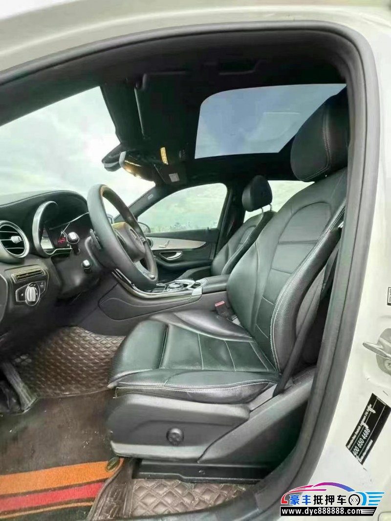 17年奔驰GLC轿车抵押车出售