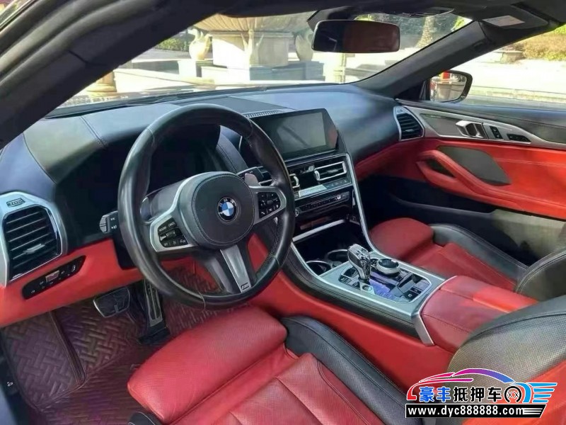 20年宝马8系轿车抵押车出售