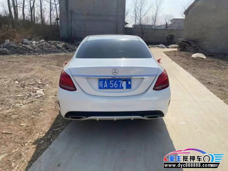 17年奔驰C轿车抵押车出售