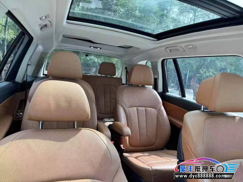 19年宝马X7轿车抵押车出售