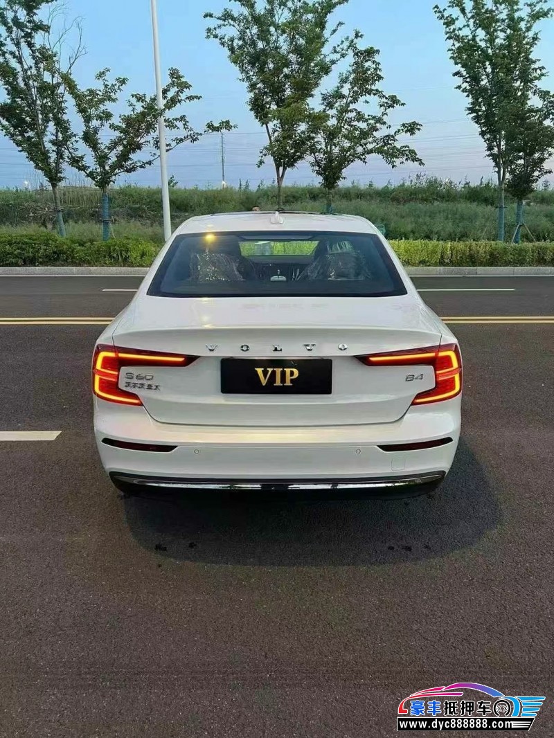 23年沃尔沃S60轿车抵押车出售