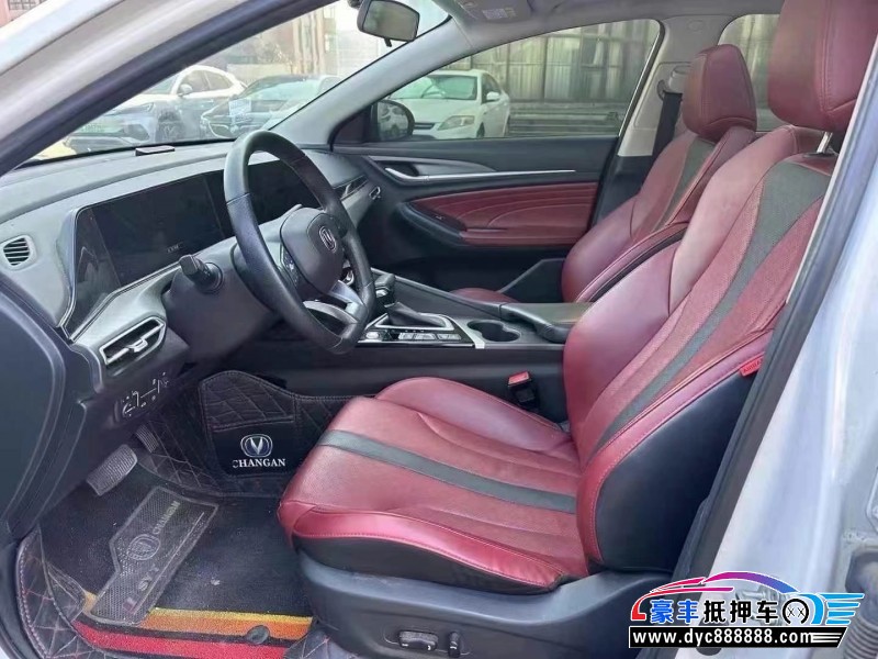 21年长安逸动轿车抵押车出售