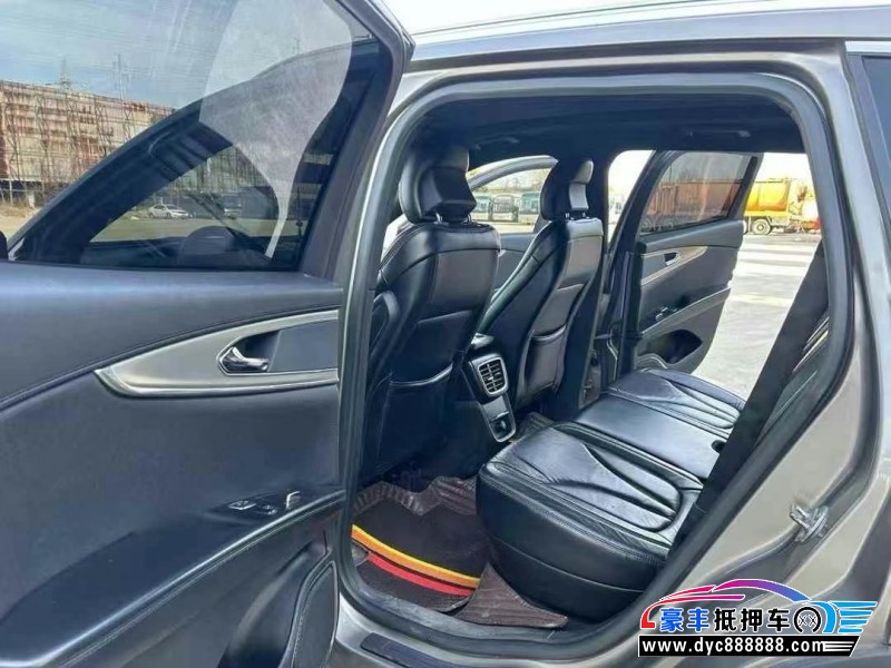 17年林肯MKX轿车抵押车出售