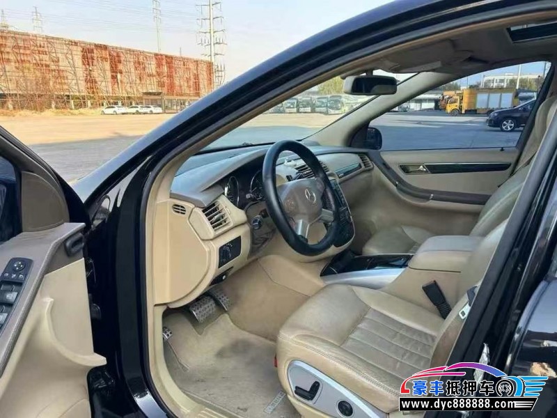 10年奔驰R级MPV抵押车出售