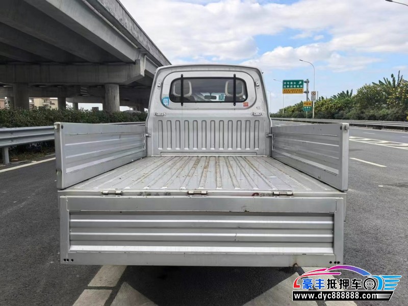 19年东风小康C32轿车抵押车出售