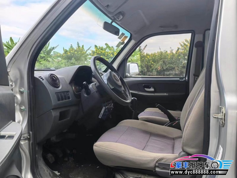 19年东风小康C32轿车抵押车出售