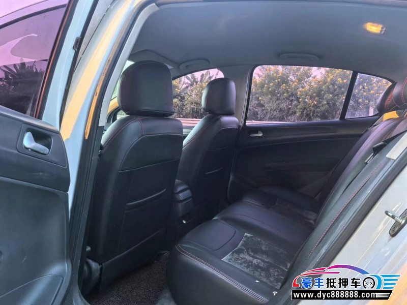 16年标致308轿车抵押车出售