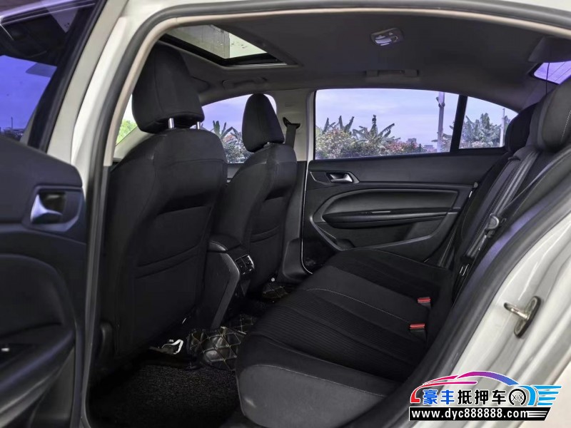 17年标致408轿车抵押车出售