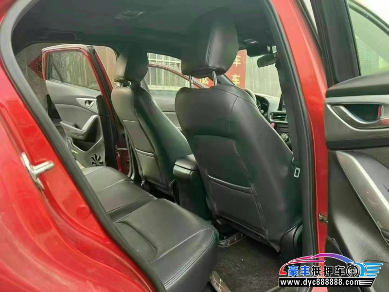 17年马自达CX-4轿车抵押车出售