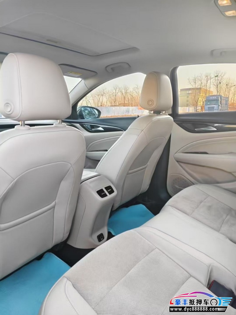 18年别克君威轿车抵押车出售