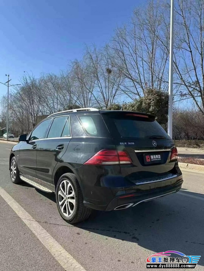19年奔驰GLE轿车抵押车出售