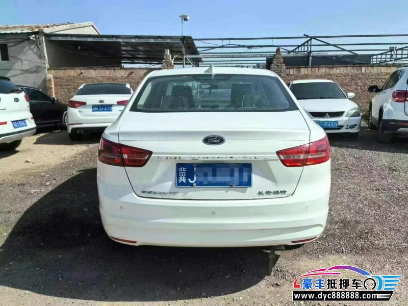 18年福特福睿斯轿车抵押车出售