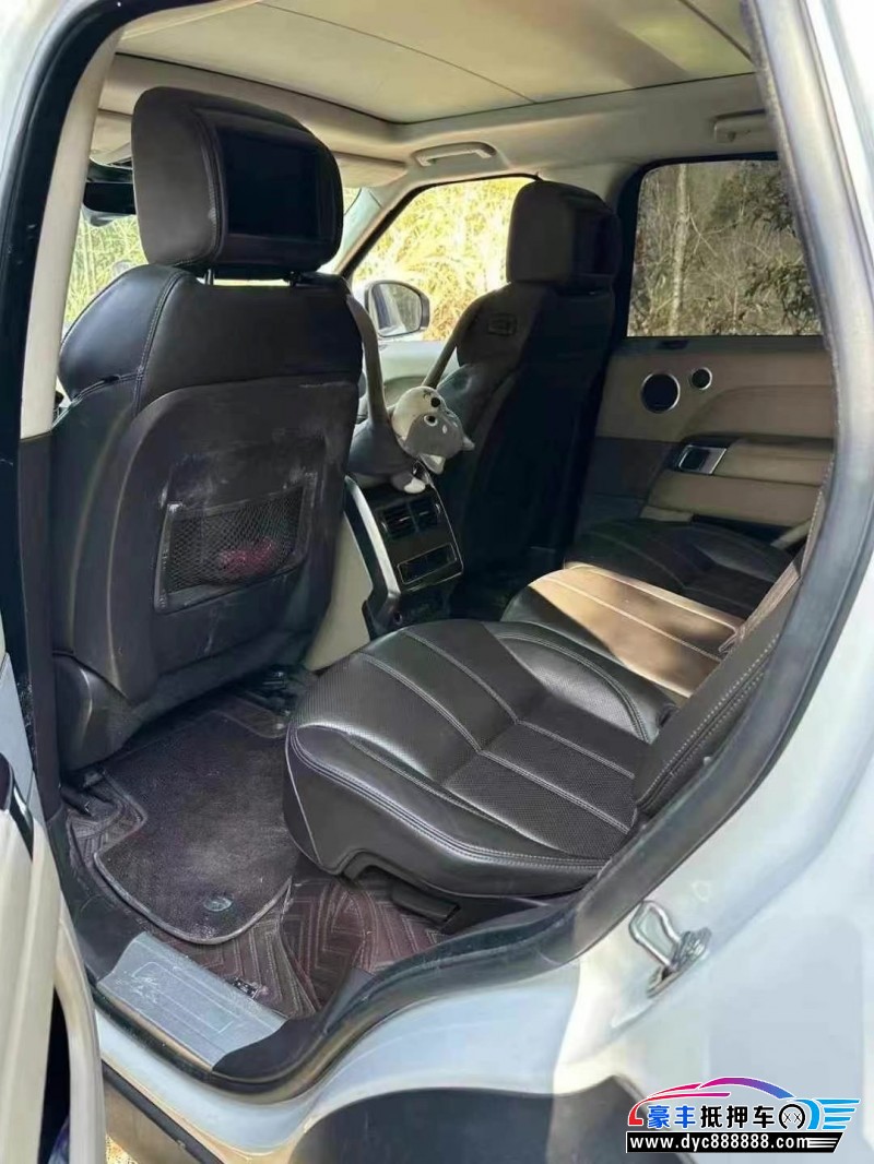 18年路虎揽胜运动SUV抵押车出售