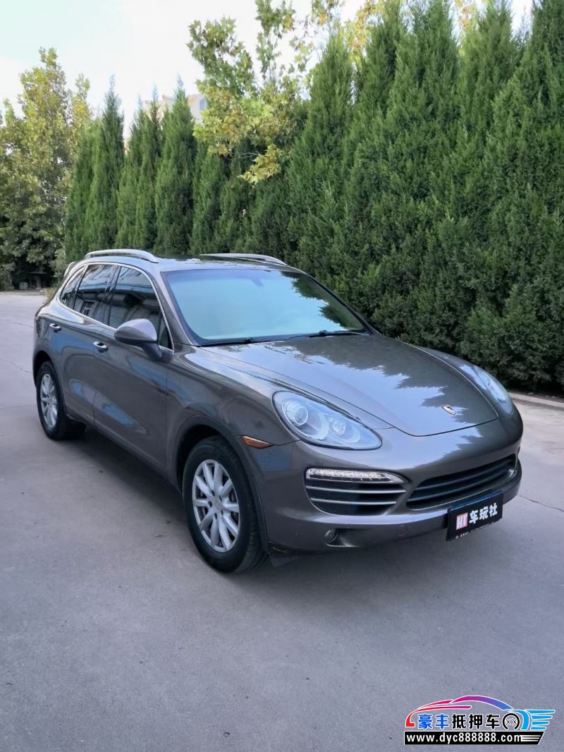14年保时捷卡宴轿车抵押车出售