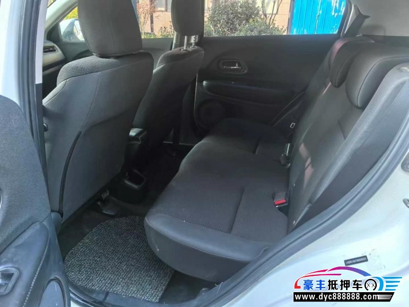 21年本田缤智轿车抵押车出售