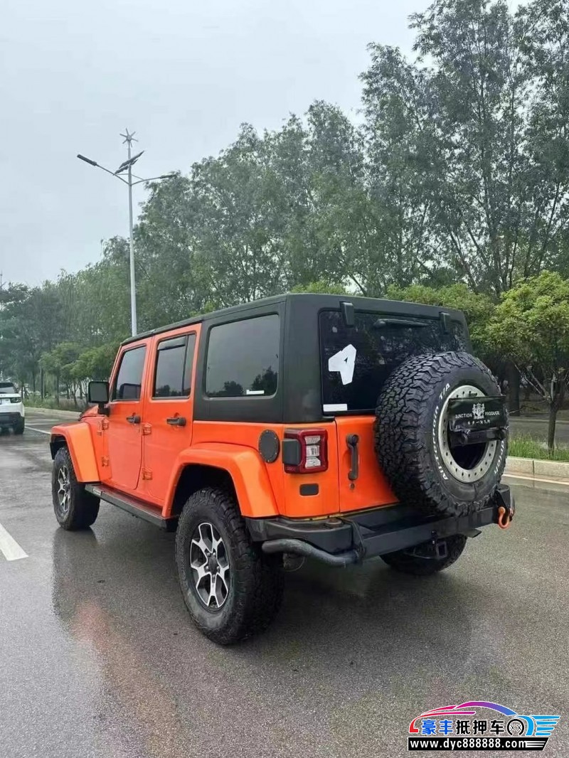 15年Jeep牧马人轿车抵押车出售