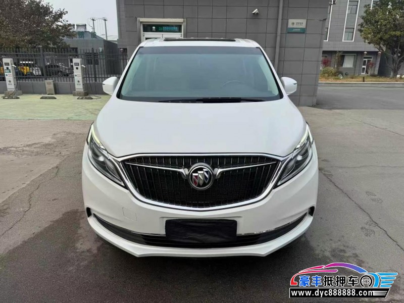 17年别克GL8轿车抵押车出售