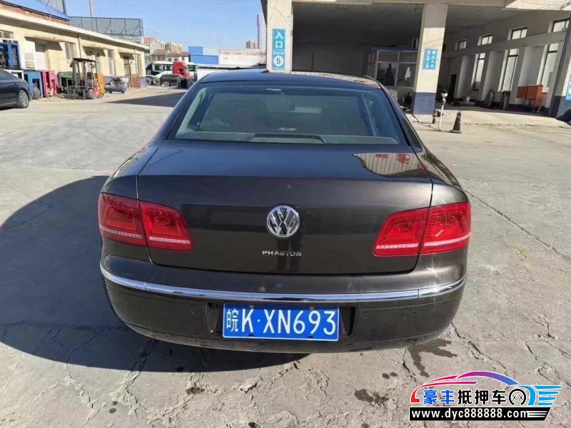 11年大众辉腾轿车抵押车出售