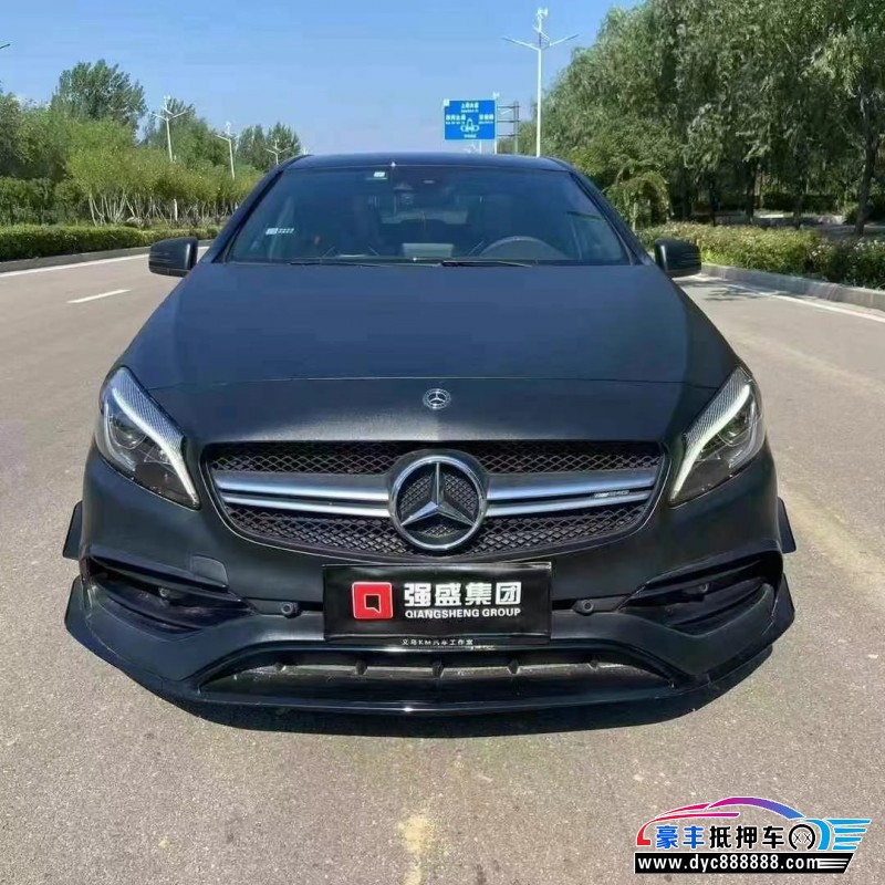 18年奔驰A级AMG轿车抵押车出售
