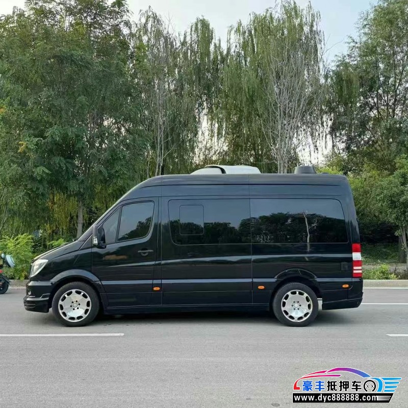 17年奔驰斯宾特轿车抵押车出售