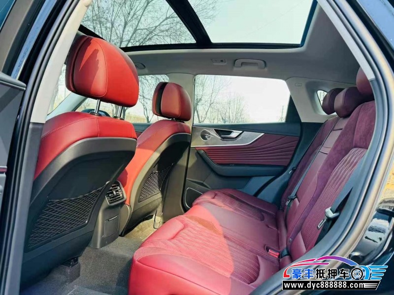 24年红旗HS5轿车抵押车出售