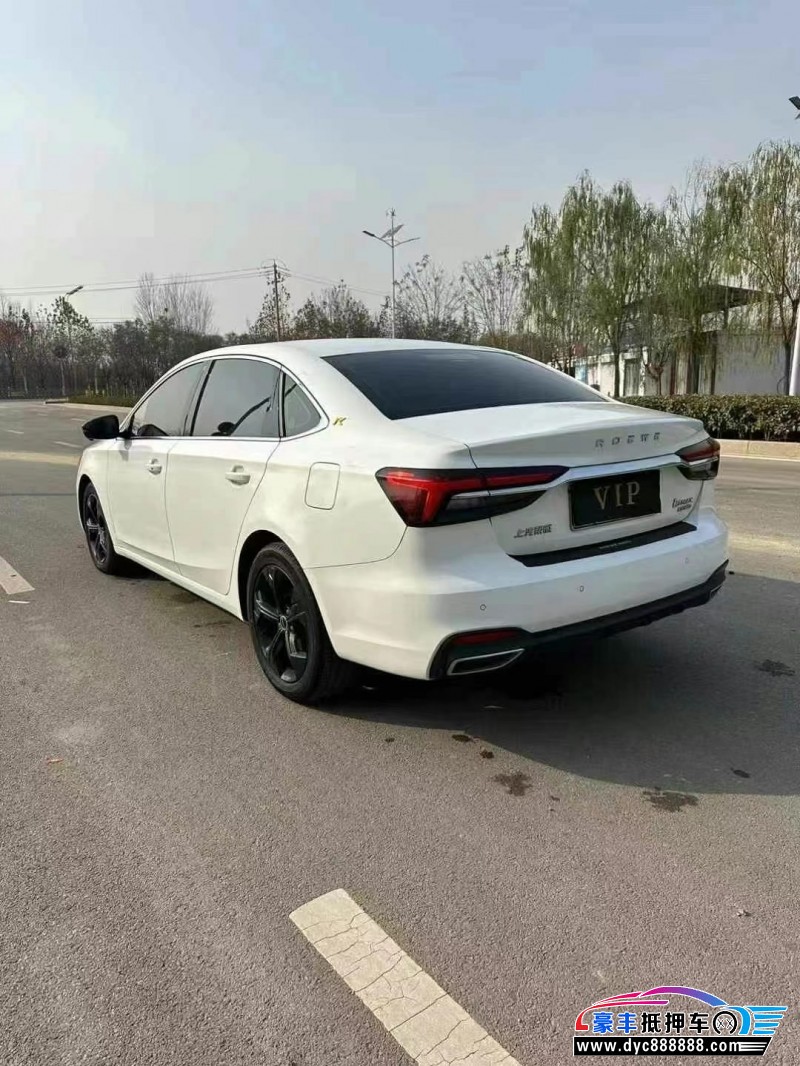 21年荣威i6轿车抵押车出售