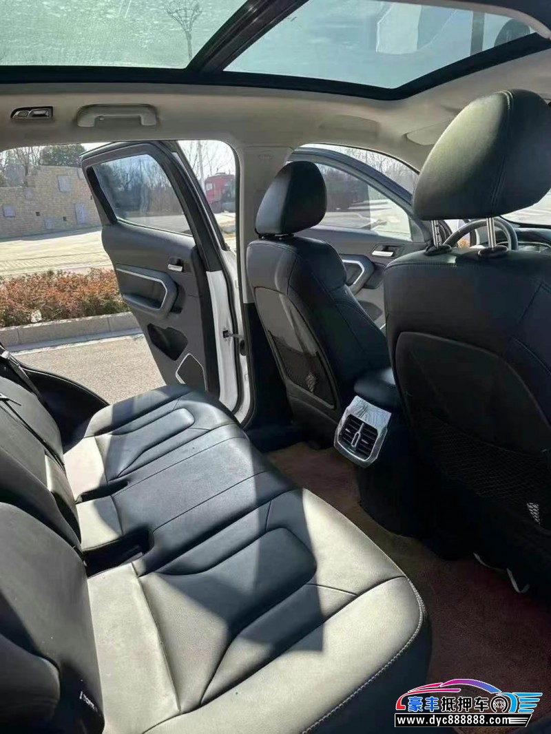 17年长城哈弗H6轿车抵押车出售