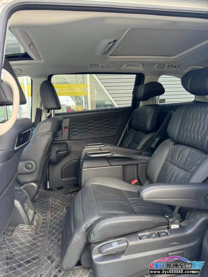 23年本田艾力绅轿车抵押车出售