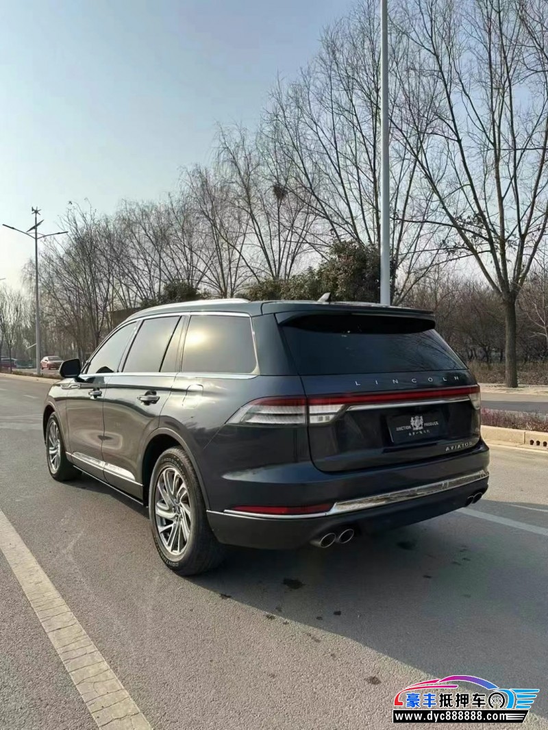 21年林肯飞行家轿车抵押车出售