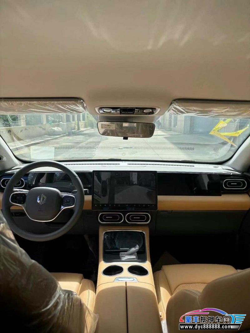 24年零跑c01轿车抵押车出售