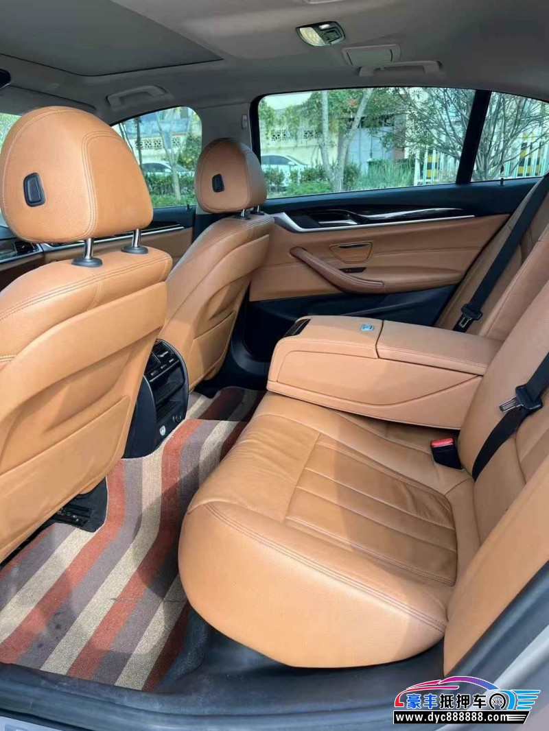 18年宝马5系轿车抵押车出售