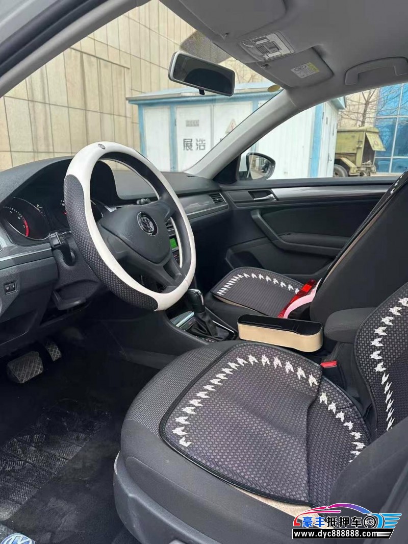 23年大众宝来轿车抵押车出售