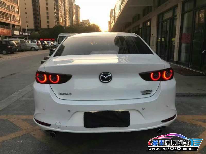 22年马自达昂克赛拉轿车抵押车出售