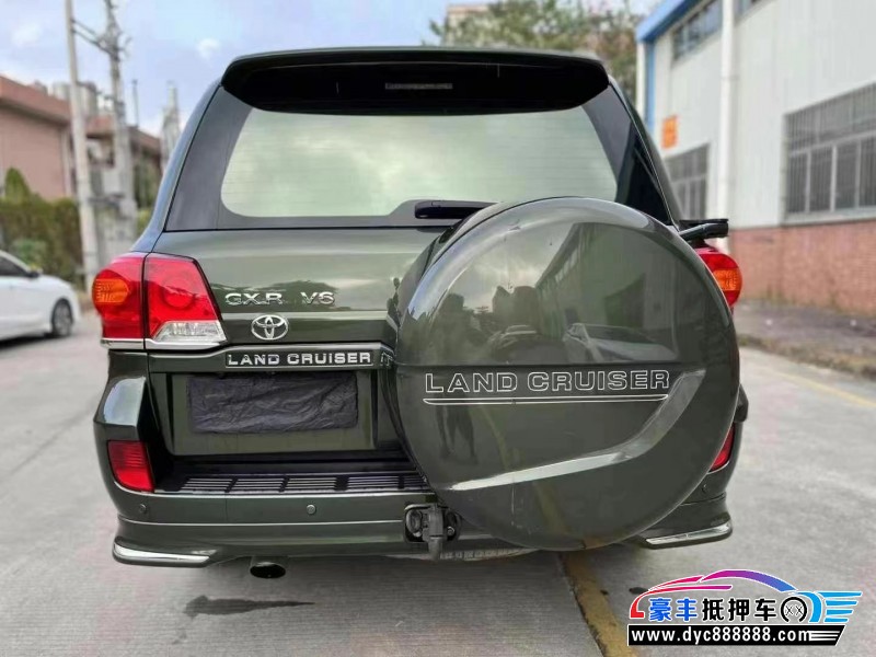 13年丰田兰德酷路泽（陆巡）轿车抵押车出售