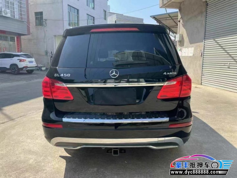 16年奔驰GL轿车抵押车出售