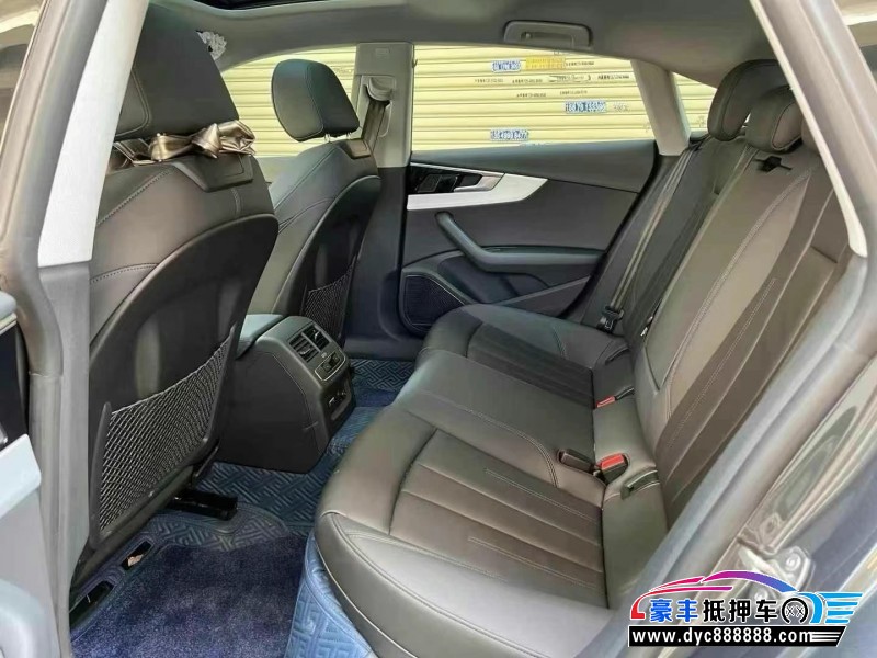 24年奥迪A5轿车抵押车出售