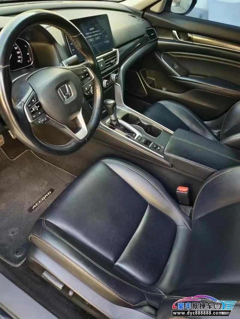 22年本田雅阁轿车抵押车出售