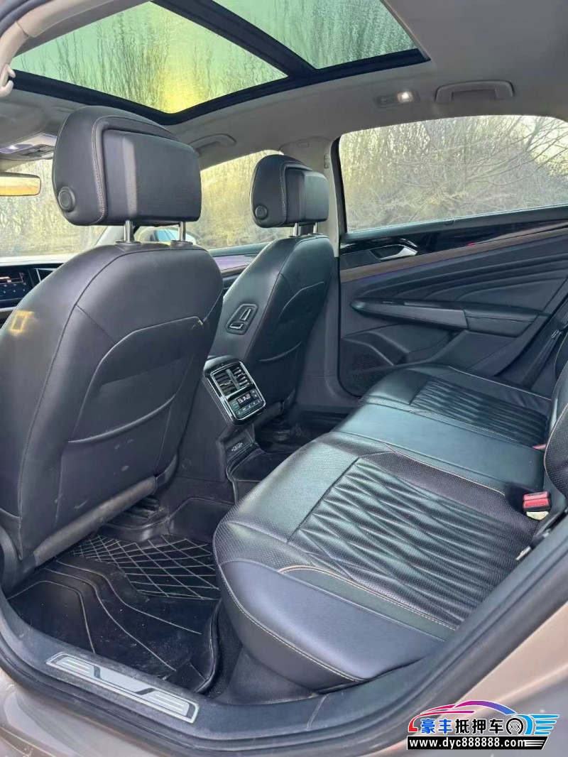 18年大众帕萨特轿车抵押车出售