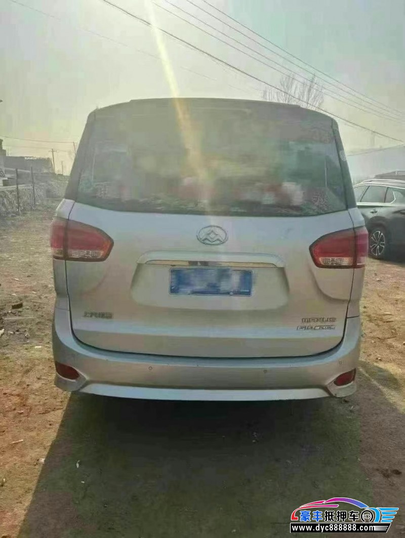 18年上汽大通G10轿车抵押车出售